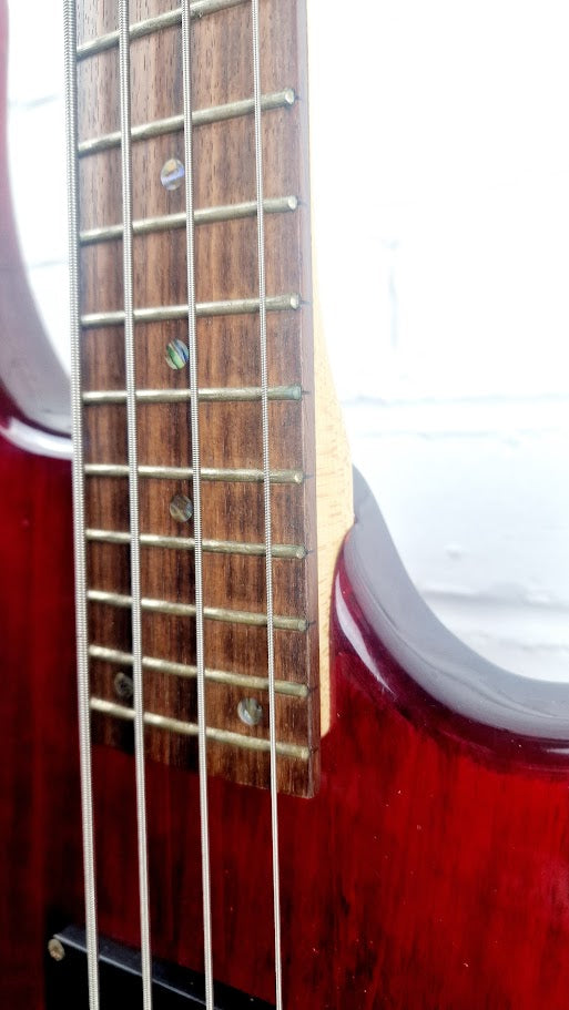 DEAN EDGE 4 STRING TRANS RED BASS GUITAR KOREAN MADE