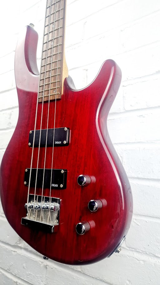 DEAN EDGE 4 STRING TRANS RED BASS GUITAR KOREAN MADE