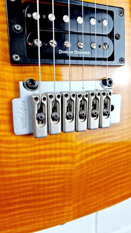 ARIA PRO II 2 MAGMA SERIES ORANGE SUPERSTRAT ELECTRIC GUITAR