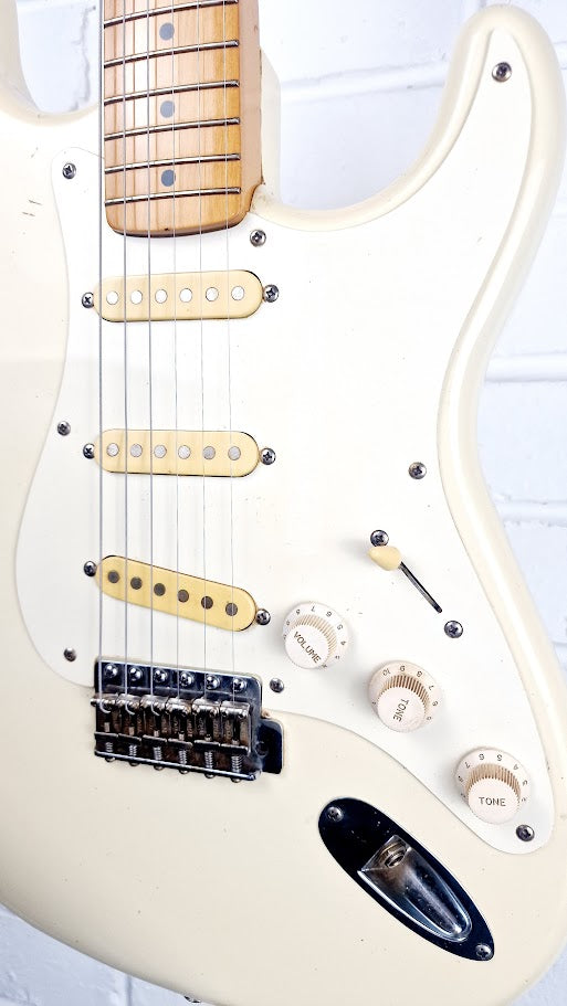 SQUIER STRATOCASTER 1987 KOREAN OLYMPIC WHITE GUITAR **SPARES/REPAIRS**