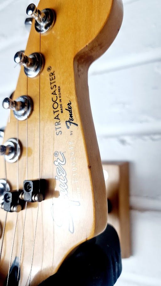 SQUIER STRATOCASTER 1987 KOREAN OLYMPIC WHITE GUITAR **SPARES/REPAIRS**