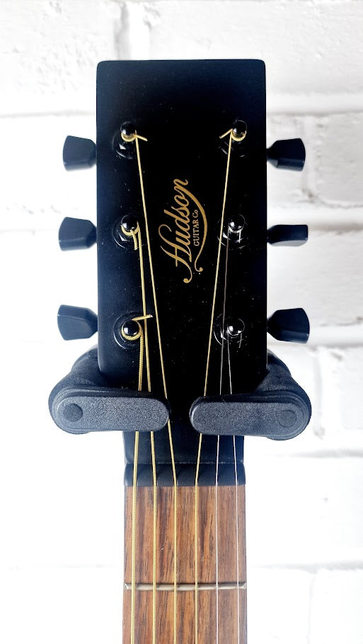 HUDSON HF120 ACE BLK ELECTRO ACOUSTIC GUITAR + HARD CASE