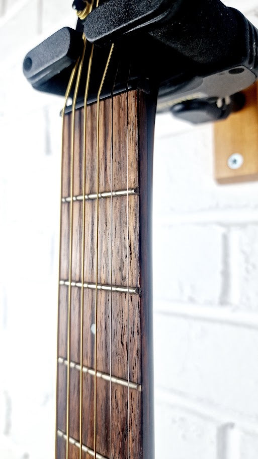 HUDSON HF120 ACE BLK ELECTRO ACOUSTIC GUITAR + HARD CASE