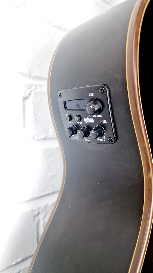 HUDSON HF120 ACE BLK ELECTRO ACOUSTIC GUITAR + HARD CASE