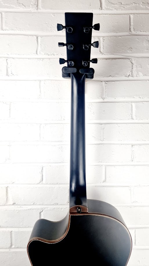 HUDSON HF120 ACE BLK ELECTRO ACOUSTIC GUITAR + HARD CASE