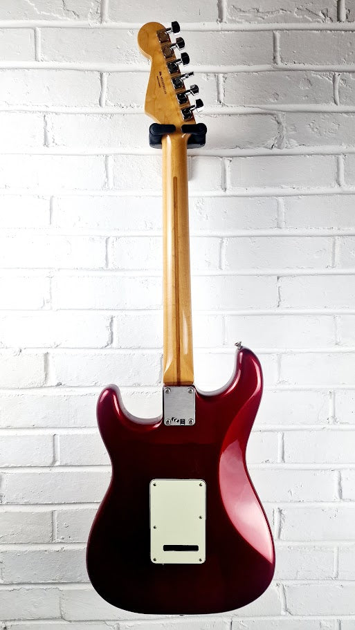 FENDER BLACKTOP STRATOCASTER 2010 HH CANDY APPLE RED ELECTRIC GUITAR