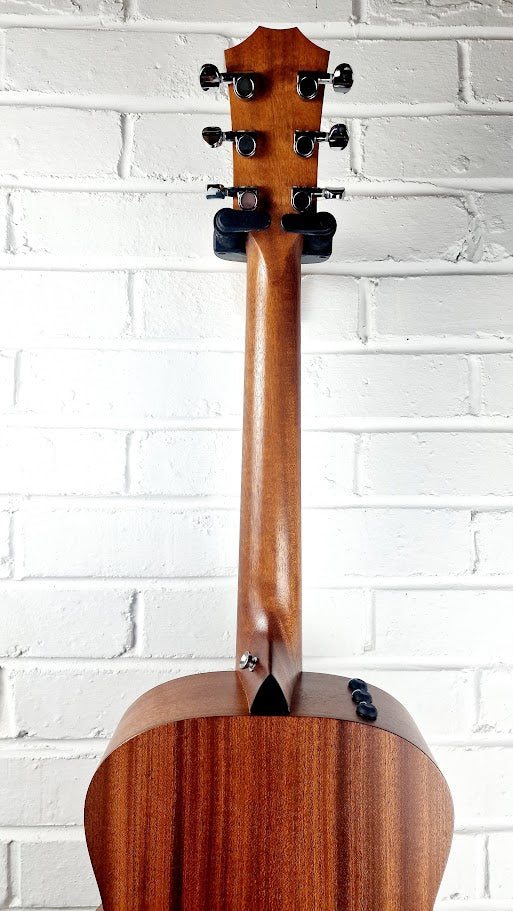 TAYLOR GS MINI E MAHOGANY ELECTRO ACOUSTIC GUITAR + TAYLOR GIG BAG