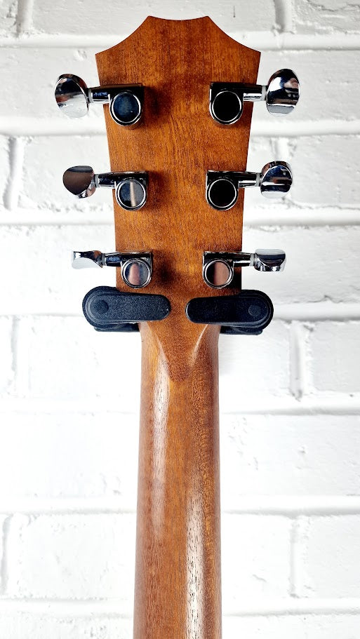 TAYLOR GS MINI E MAHOGANY ELECTRO ACOUSTIC GUITAR + TAYLOR GIG BAG