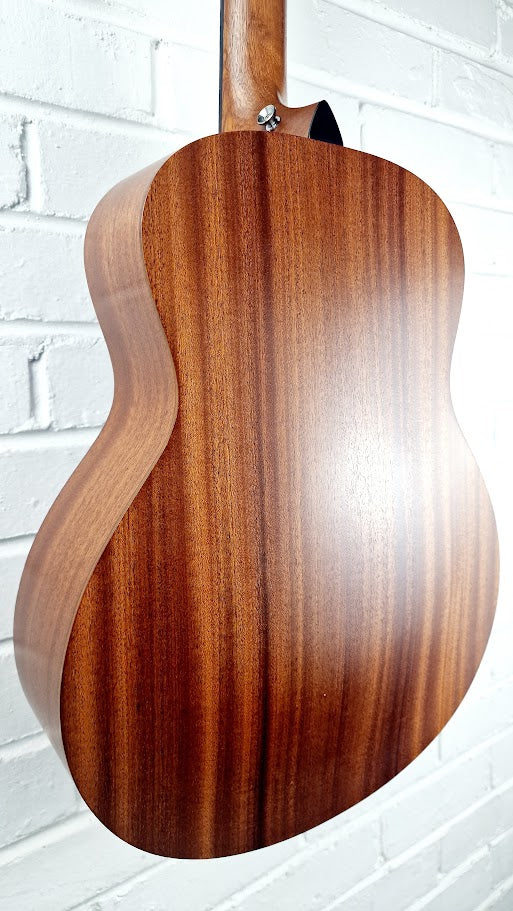 TAYLOR GS MINI E MAHOGANY ELECTRO ACOUSTIC GUITAR + TAYLOR GIG BAG