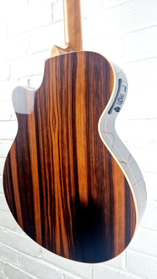 TANGLEWOOD DBT DLX SFCE EB ELECTRO ACOUSTIC GUITAR + CASE