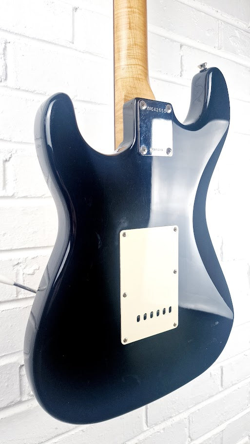 SQUIER STRAT BLACK 1996 50TH ANNIVERSARY ELECTRIC GUITAR