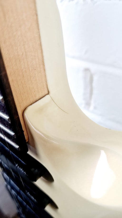 VESTER SUPER STRAT ANTIQUE WHITE 1980s ELECTRIC GUITAR