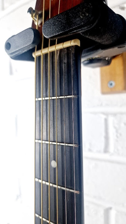 OVATION BALLADEER MODEL 1111 BOWLBACK SUNBURST ACOUSTIC GUITAR
