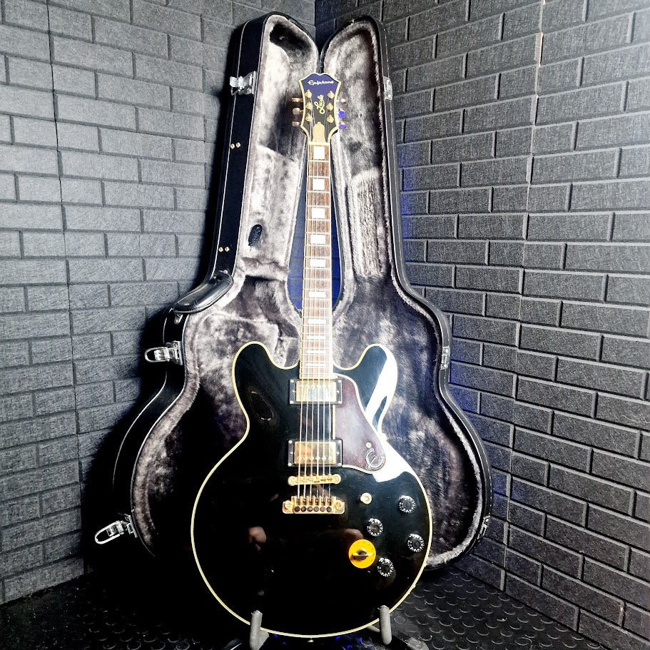 EPIPHONE BB KING LUCILLE EBONY ELECTRIC GUITAR + HARD CASE