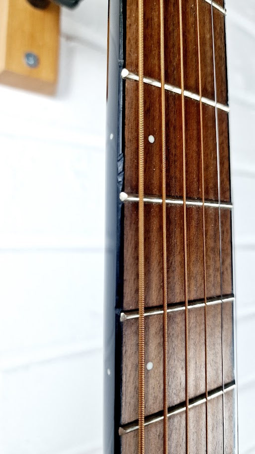 LINDO GALAXY ELECTRO ACOUSTIC GUITAR