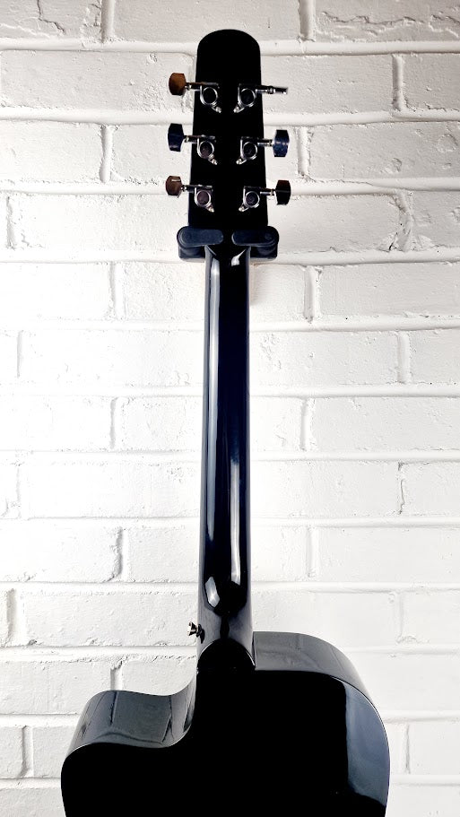 LINDO GALAXY ELECTRO ACOUSTIC GUITAR