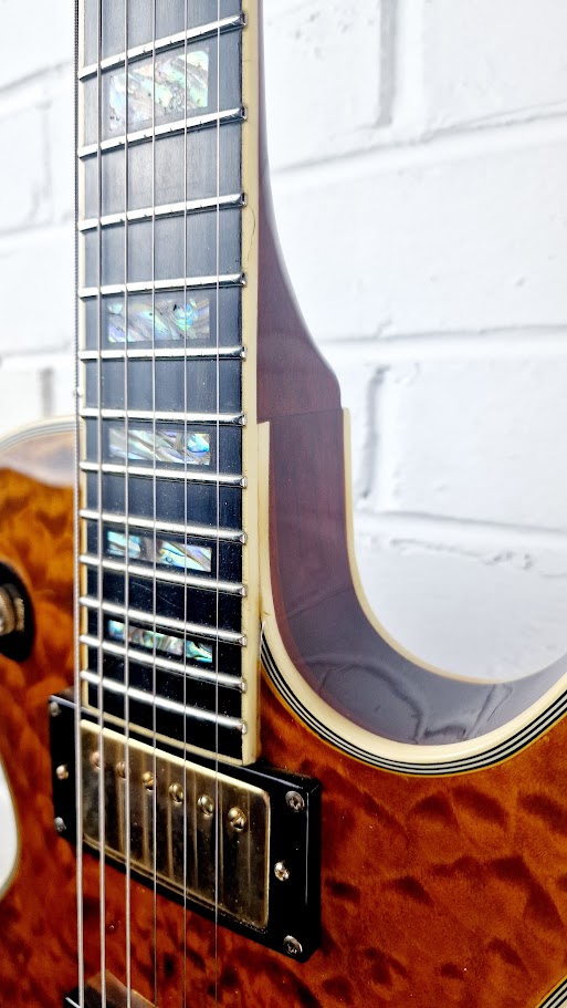 SPEAR RD250 LES PAUL TIGER QUILTED TOP ELECTRIC GUITAR