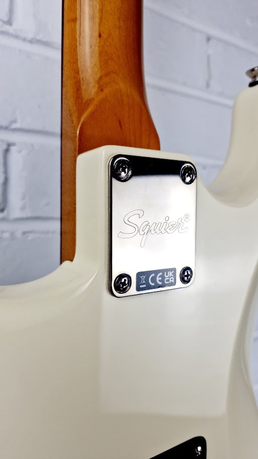 SQUIER STRATOCASTER ELECTRIC GUITAR VINTAGE WHITE WITH GUYKER LOCKING TUNERS