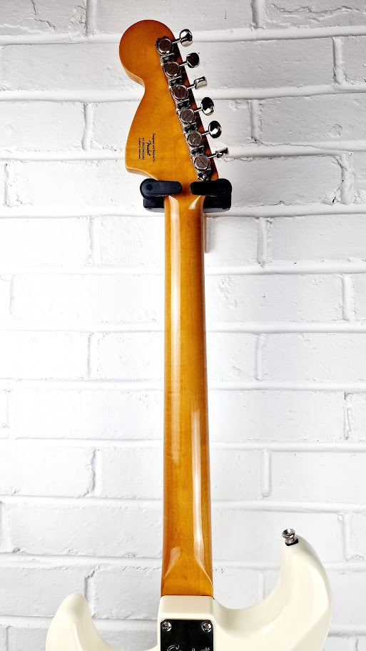 SQUIER STRATOCASTER ELECTRIC GUITAR VINTAGE WHITE WITH GUYKER LOCKING TUNERS