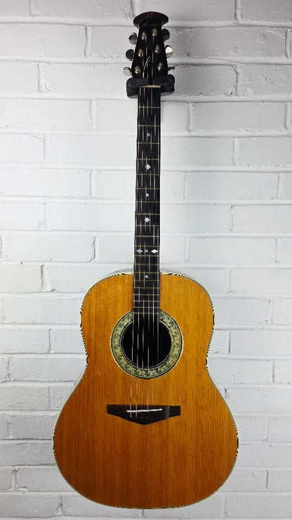 OVATION BALLADEER 1968 DELUXE ROUNDBACK ACOUSTIC GUITAR