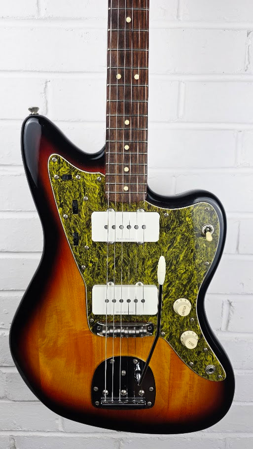 SQUIER JAZZMASTER VINTAGE MODIFIED SUNBURST ELECTRIC GUITAR