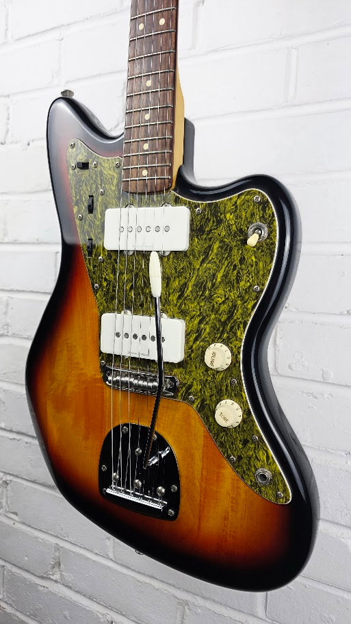 SQUIER JAZZMASTER VINTAGE MODIFIED SUNBURST ELECTRIC GUITAR