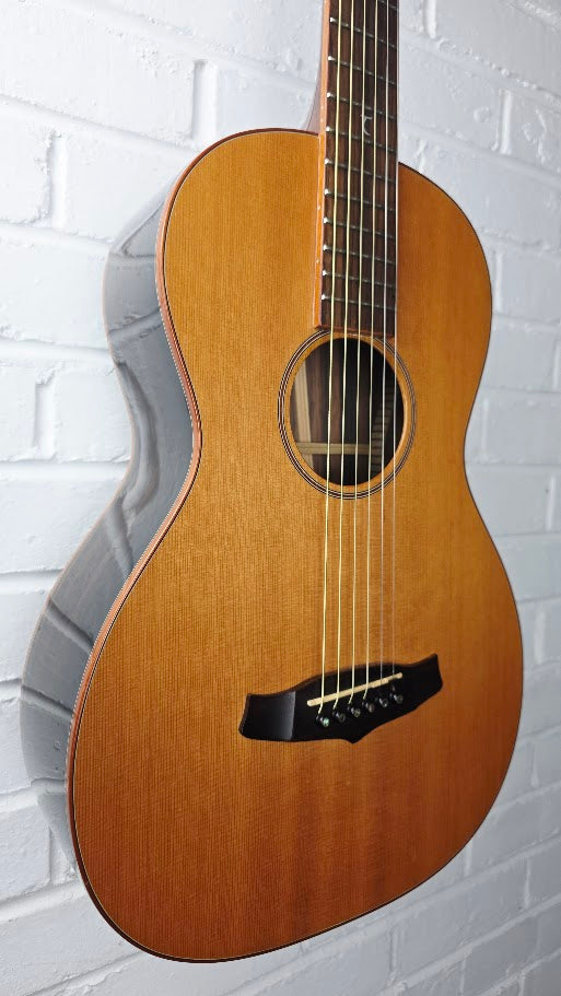 TANGLEWOOD JAVA TWJP ACOUSTIC PARLOUR GUITAR
