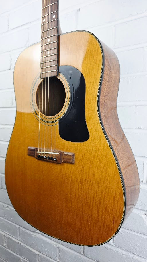WASHBURN D10 N 1993 NATURAL ACOUSTIC GUITAR
