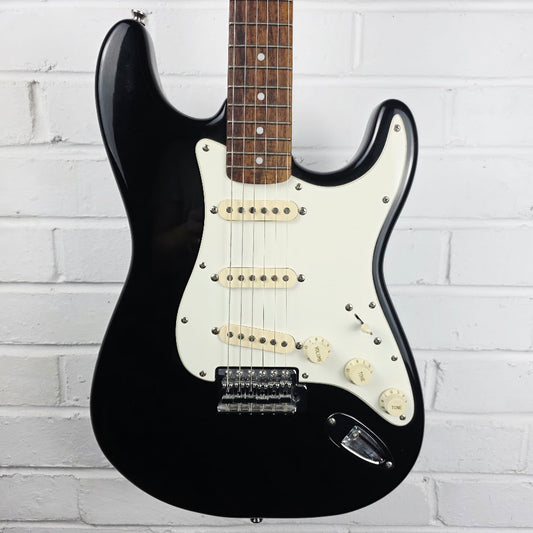 SQUIER STRATOCASTER 2004 INDONESIA BLACK ELECTRIC GUITAR