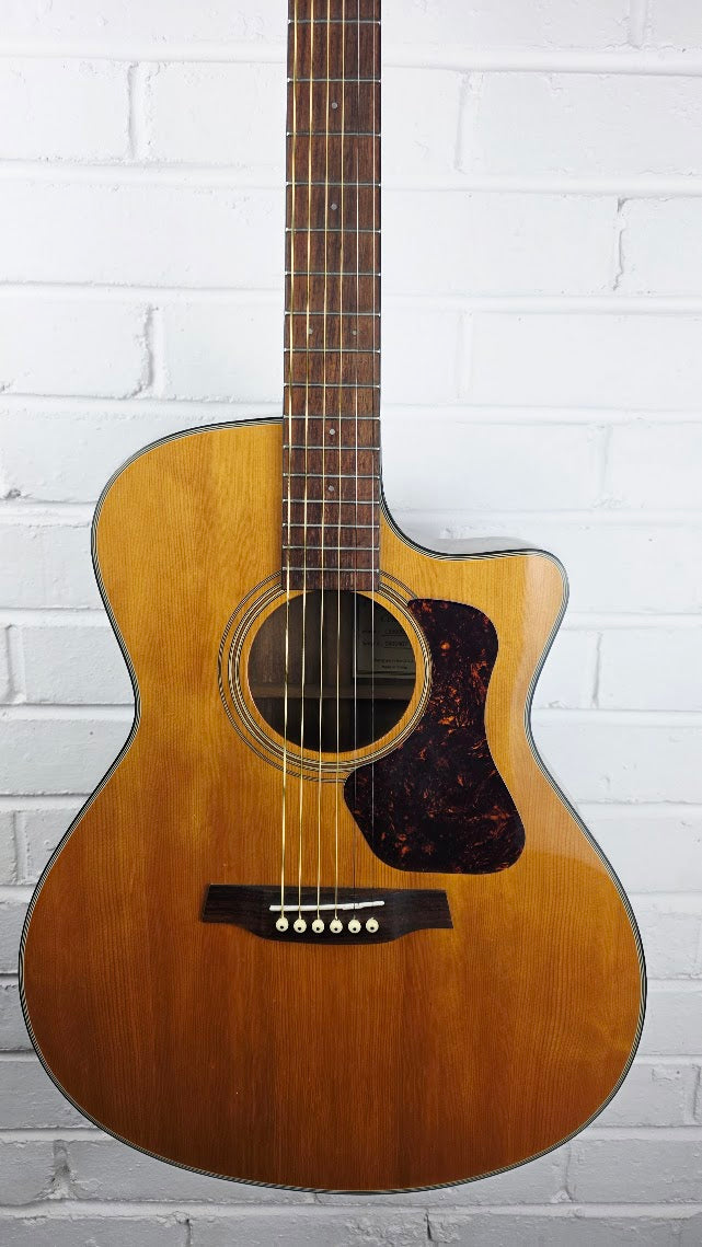 WALDEN CONCORDA CS500CE ACOUSTIC GUITAR