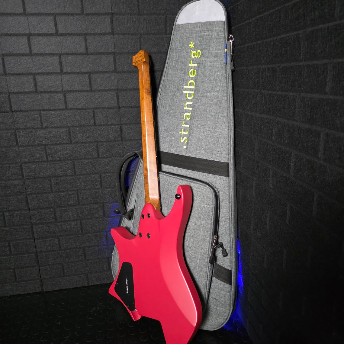 STRANDBERG BODEN ESSENTIAL ASTRO DUST ELECTRIC GUITAR + CASE