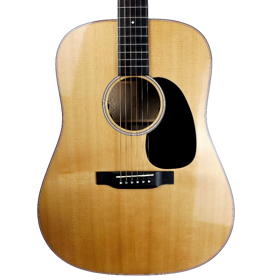 MARTIN D-16E 2015 ELECTRO ACOUSTIC GUITAR + MARTIN HARD CASE
