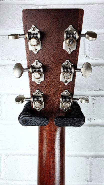 MARTIN D-16E 2015 ELECTRO ACOUSTIC GUITAR + MARTIN HARD CASE