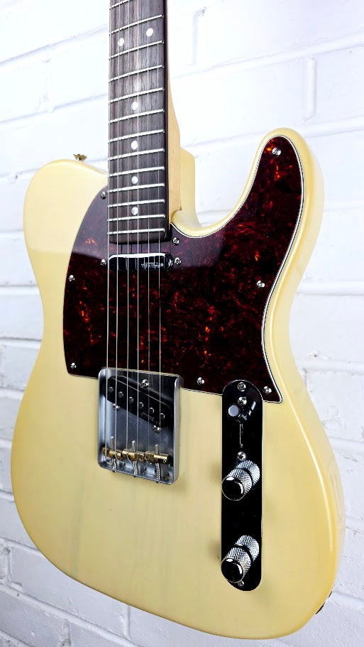 VINTAGE REISSUED SERIES V2 BLONDE TELECASTER ELECTRIC GUITAR