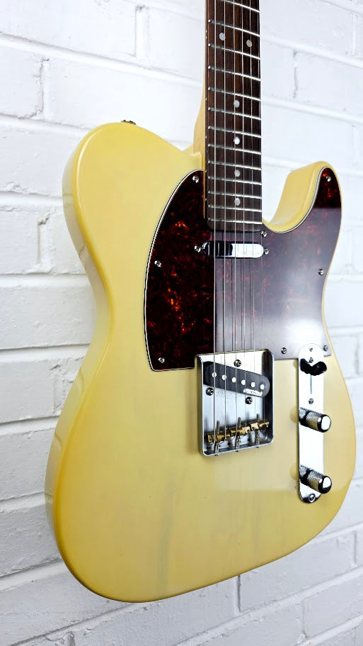 VINTAGE REISSUED SERIES V2 BLONDE TELECASTER ELECTRIC GUITAR