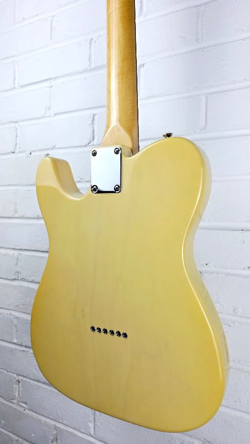 VINTAGE REISSUED SERIES V2 BLONDE TELECASTER ELECTRIC GUITAR