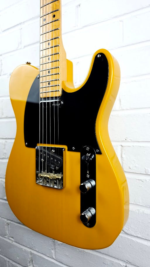 VINTAGE REISSUED SERIES V52 BUTTERSCOTCH TELECASTER ELECTRIC GUITAR