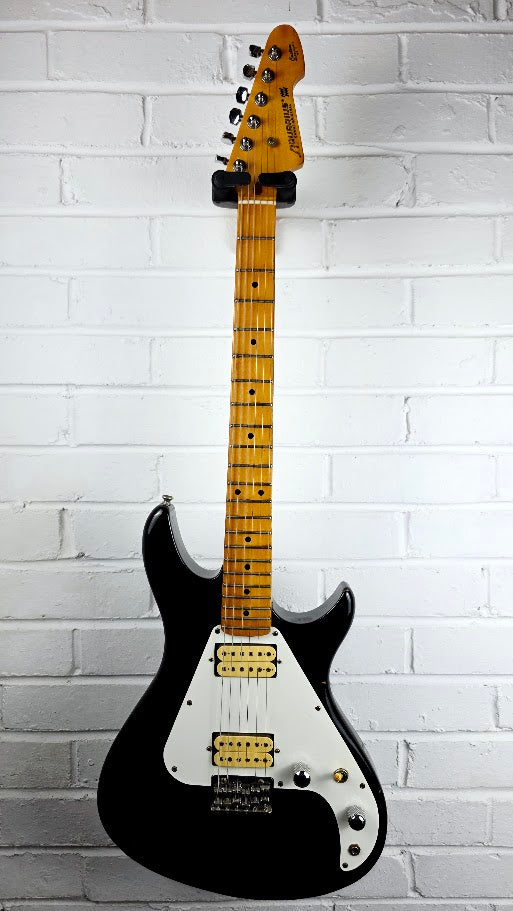 KAWAI AQUARIUS BLACK 1980s ELECTRIC GUITAR