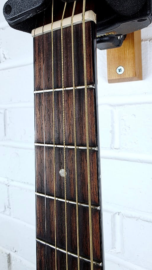 FRESHMAN FA200CELH LEFT HANDED ELECTRO ACOUSTIC GUITAR