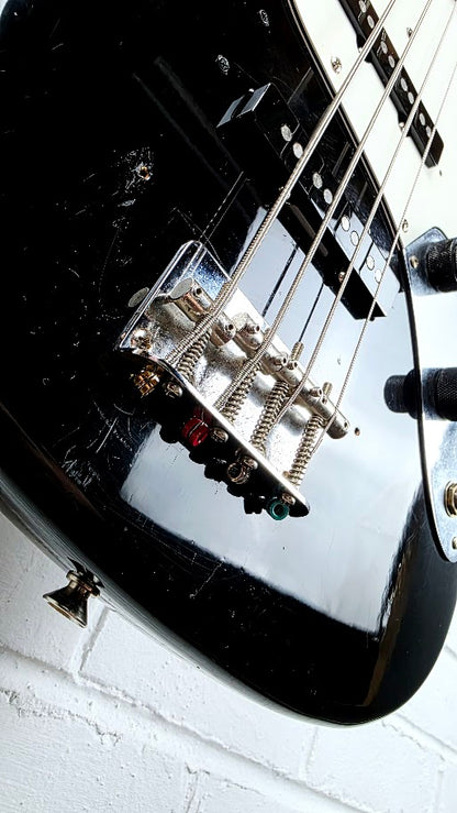 FENDER 1984 MIJ JAZZ BASS BLACK SERIAL E968853