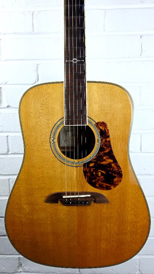 ALVAREZ MASTERWORKS MD60BG BLUEGRASS ACOUSTIC GUITAR