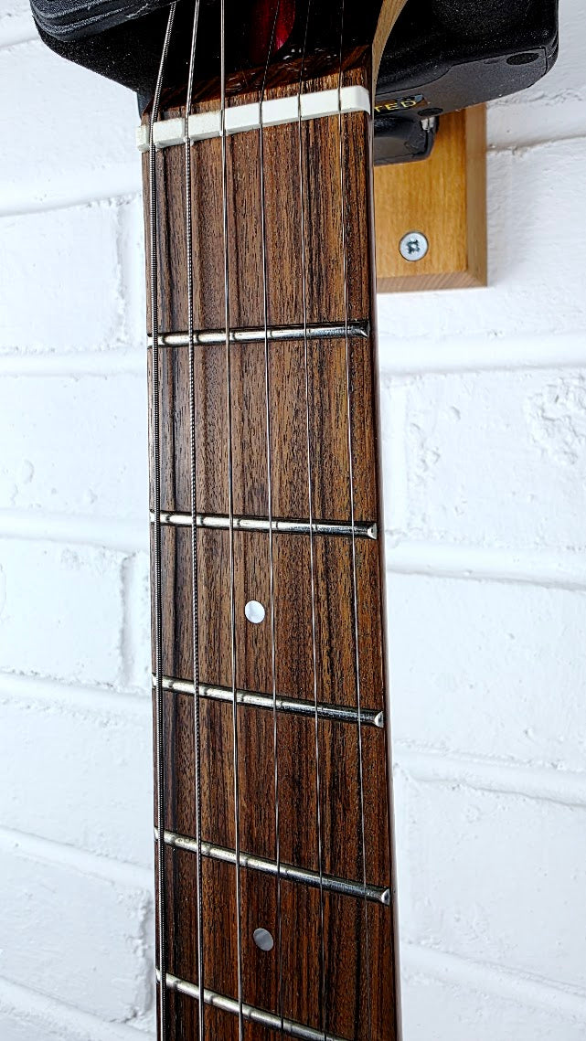 PIGNOSE PGG200 RED ELECTRIC GUITAR WITH BUILT IN AMP