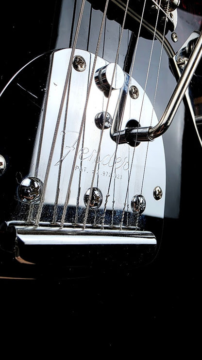 SQUIER CLASSIC VIBE 70S JAGUAR BLACK ELECTRIC GUITAR