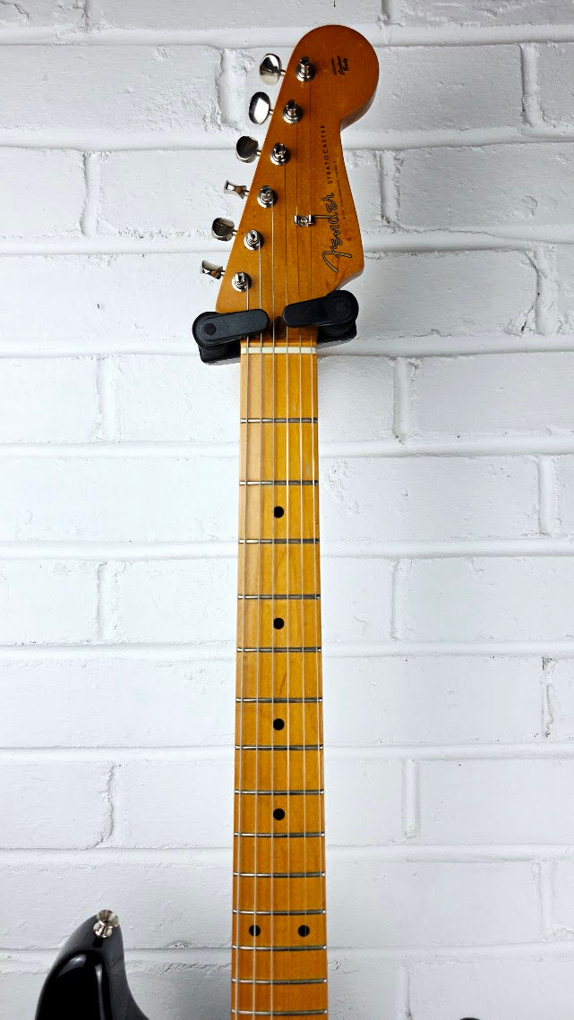 FENDER CLASSIC SERIES 50s STRATOCASTER MIM 2004 BLACK ELECTRIC GUITAR