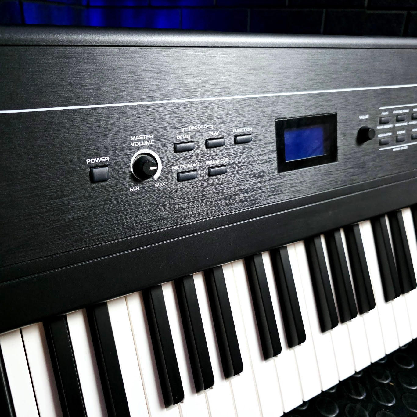 ALESIS RECITAL PRO 88 KEY TOUCH SENSITIVE KEYBOARD