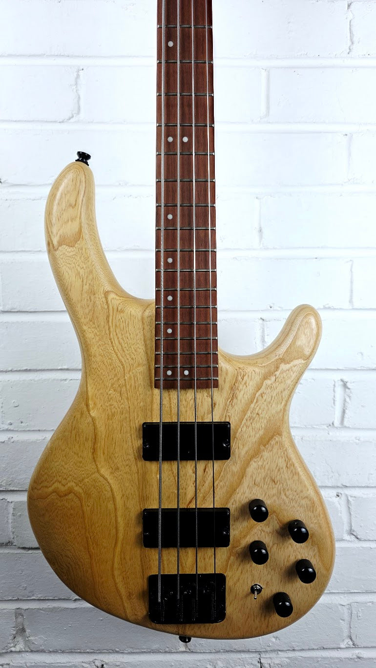 CORT ACTION DLX AS 4 STRING ACTIVE OPEN PORE NATURAL BASS GUITAR
