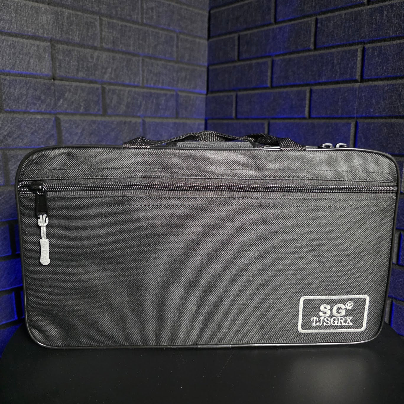 SLADE USA GREEN Bb STUDENT CLARINET WITH NEW CASE