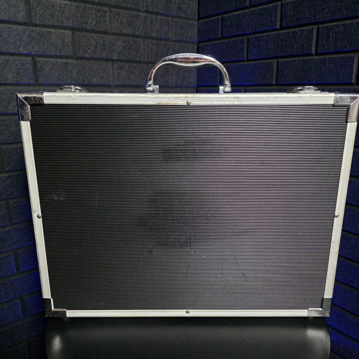 RED 5 AUDIO RVK7 DRUM MIC SET AND CARRY CASE