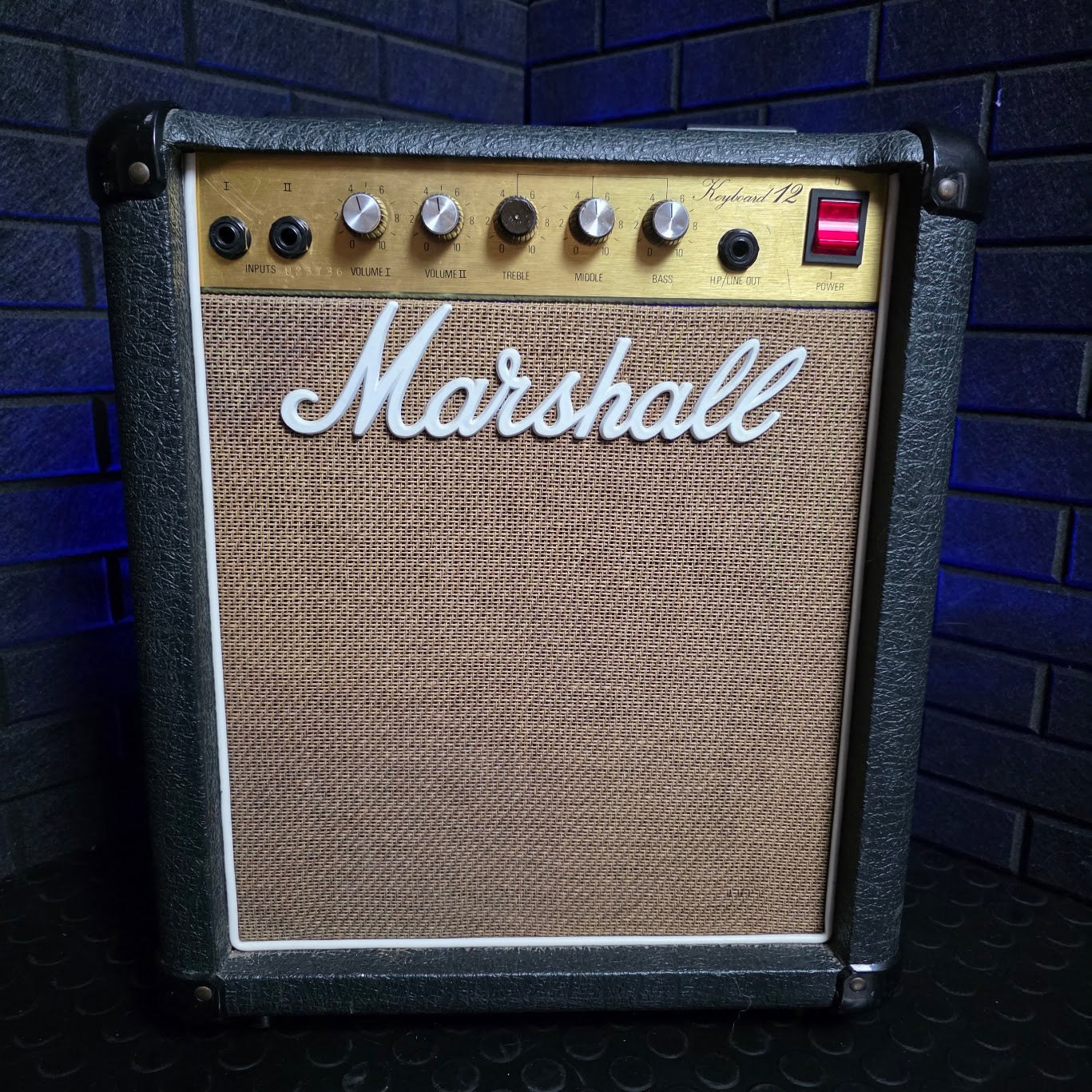 MARSHALL KEYBOARD 12 SOLID STATE AMP