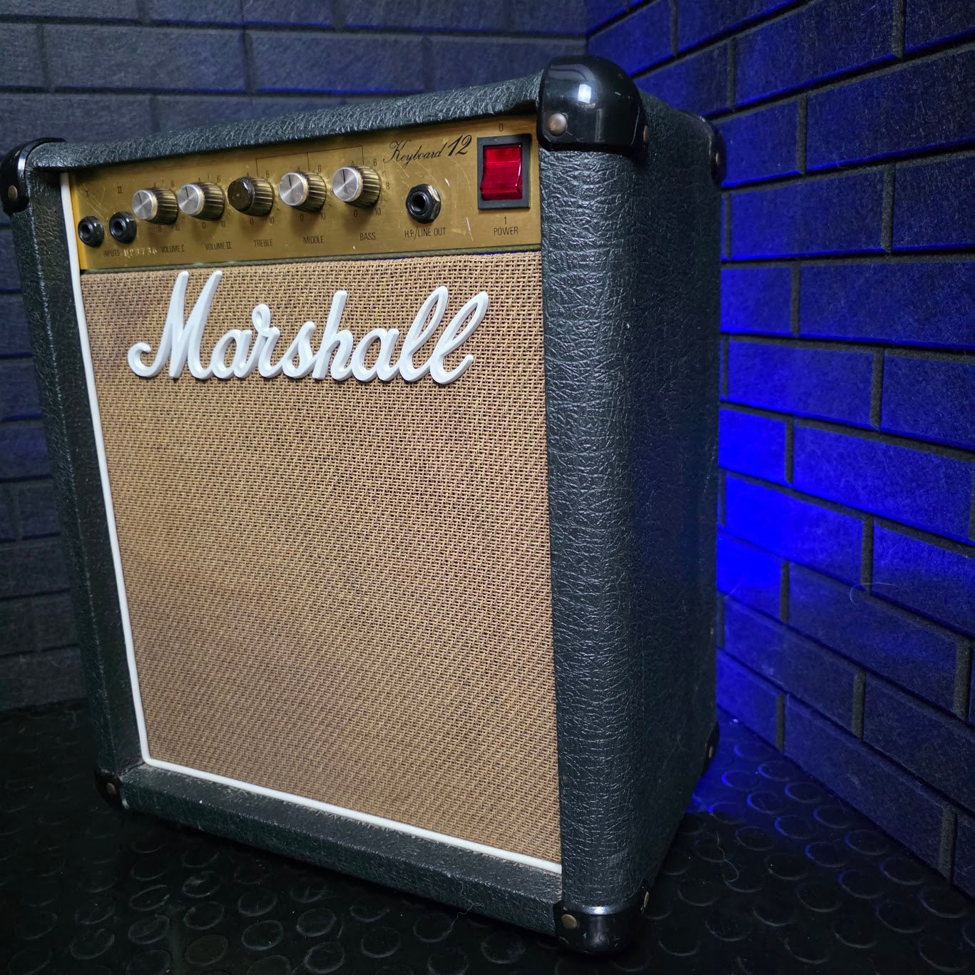 MARSHALL KEYBOARD 12 SOLID STATE AMP